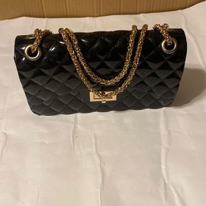 BEAUTIFUL WOMEN’S BLACK JELLY SHOULDER BAG WITH CHAIN